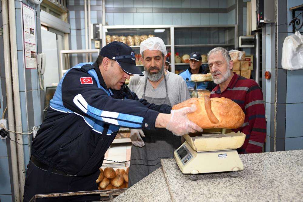 Osmangazi Belediyesi Zabıta Müdürlüğü ekipleri,