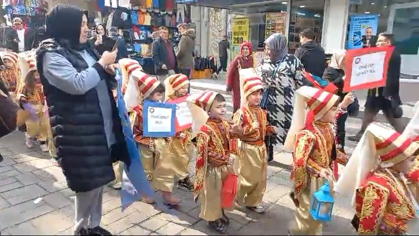 Bursa'da özel bir anaokulun öğrencileri
