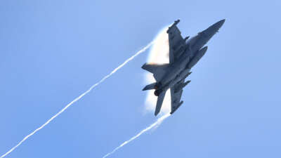 ABD’de askeri uçağı San Diego Körfezi’ne düştü