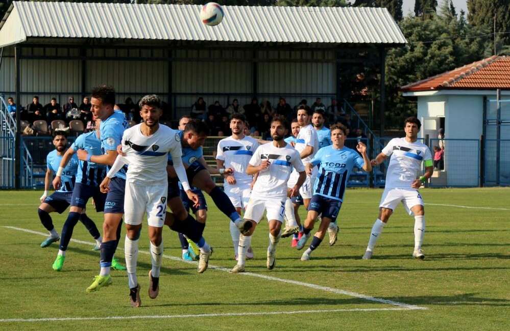 Karacabey Belediyespor uzatmalarda hayata döndü Nesine 2. Lig Kırmızı