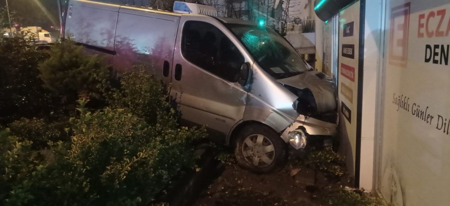 Bursa'da hafif ticari araç ile
