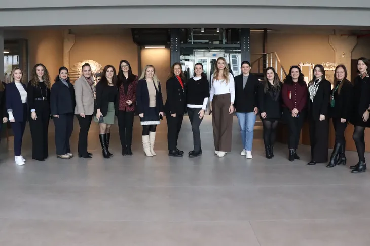 Kadının Güçlenmesi Bursa Platformu, üye