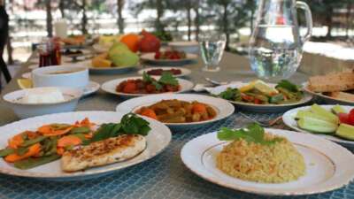 İftarda nelere dikkat etmeliyiz, neler yemeliyiz?