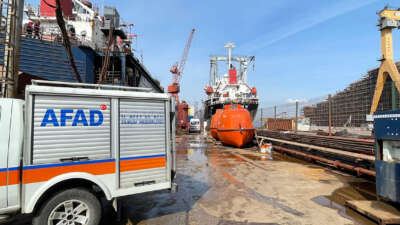 Yalova’da vinç sepetinden düşen tersane işçisi hayatını kaybetti