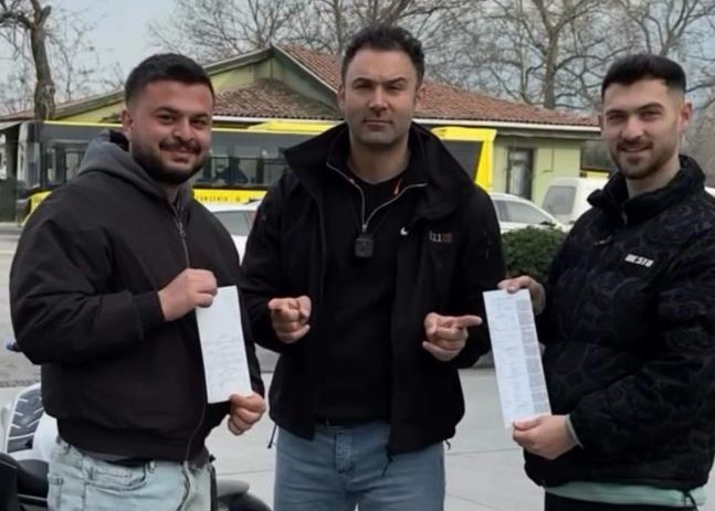 Bursa'da plakasını kapatıp gezen motosikletli