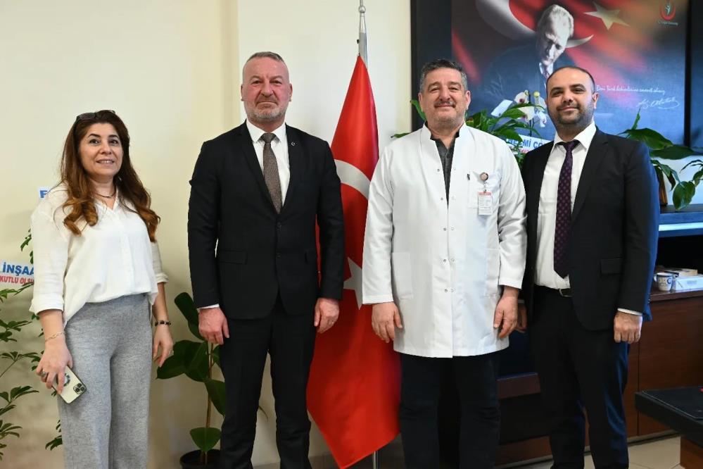 Karacabey Belediye Başkanı Fatih Karabatı,