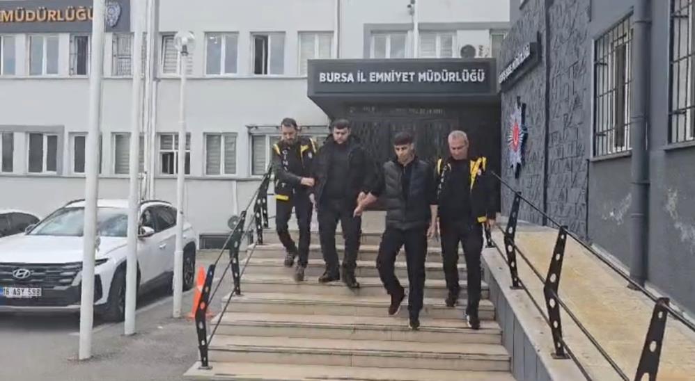 Bursa'da 18 yaşındaki genci önce