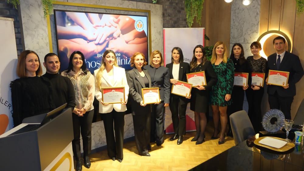 Bursa Halkla İlişkiler Derneği yeni üyeleriyle büyüyor Bursa Halkla İlişkiler Derneği