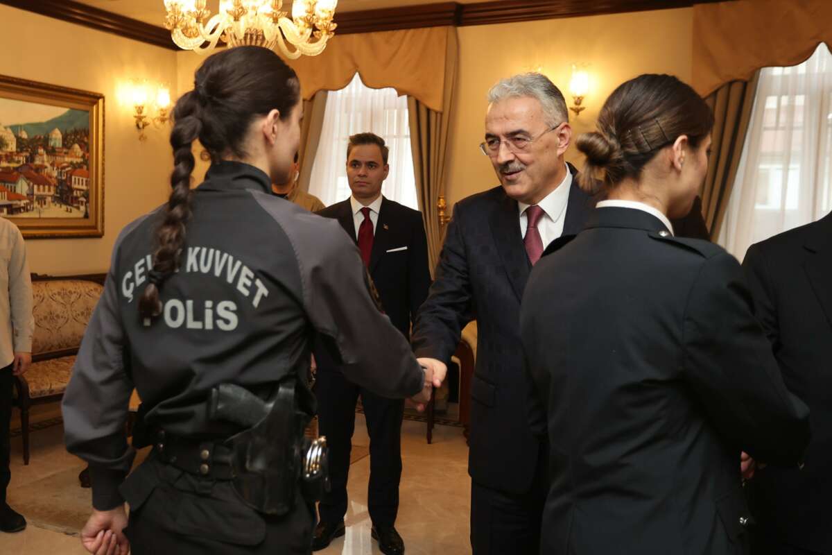 Bursa protokolü bayramlaştı