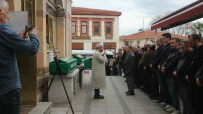 Çanakkale’de kazada hayatını kaybeden 3 kişi toprağa verildi