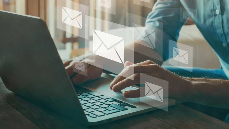 ABD'de yetkiler; Gmail, Outlook