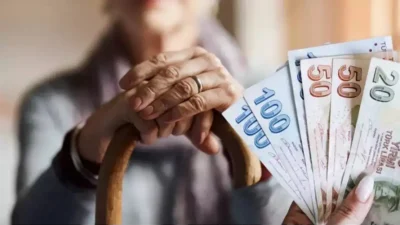 Milyonlarca emekliyi ilgilendiren bayram ikramiyesi