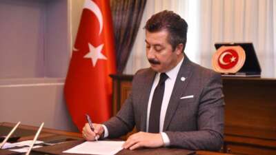 Başkan Özel’den 14 Mart Tıp Bayramı Mesajı