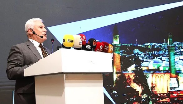 Bursa Büyükşehir Belediye Başkanı Mustafa
