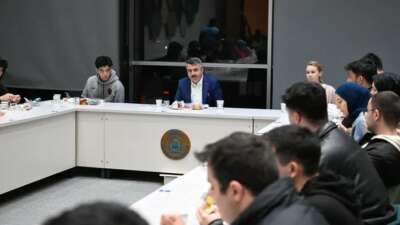 Başkan Yılmaz sahurda gençlerle bir araya geldi