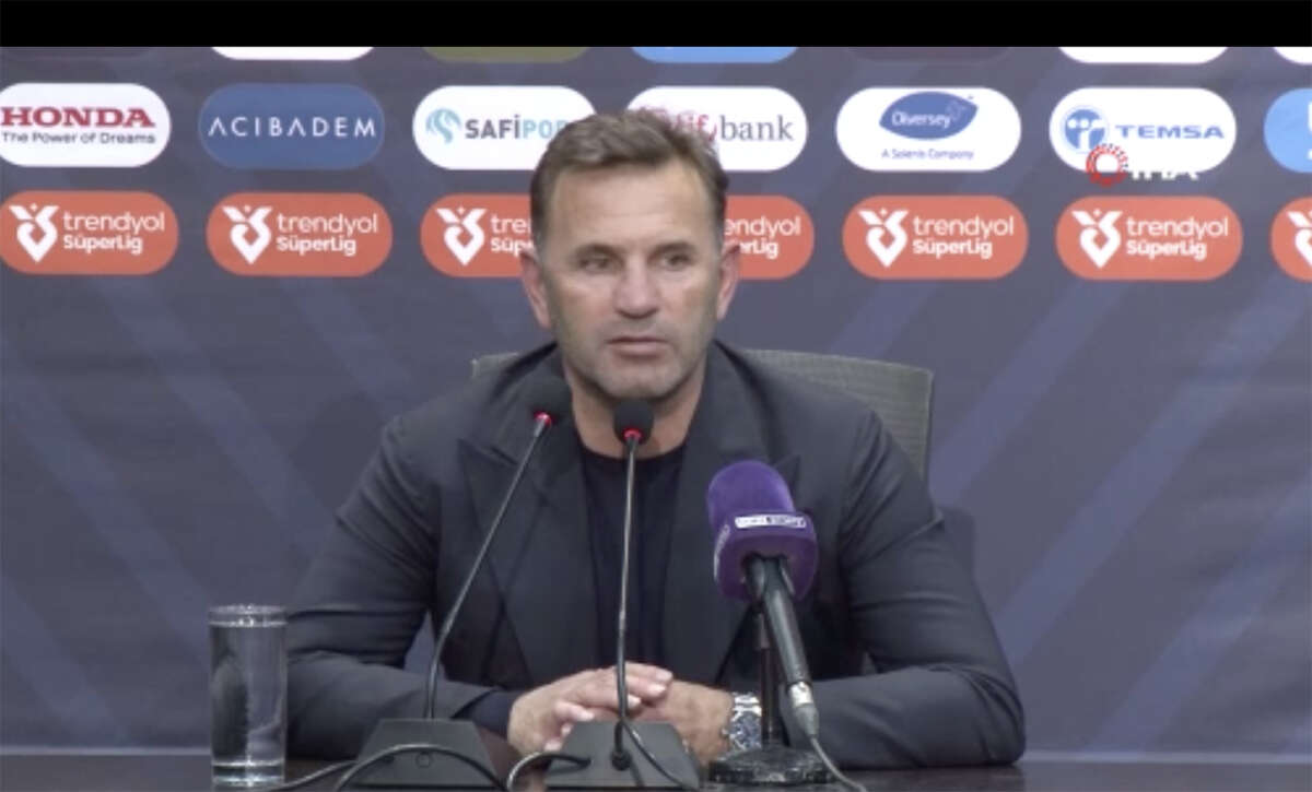 Okan Buruk: “Beşiktaş hak ettikleri bir galibiyet aldı”