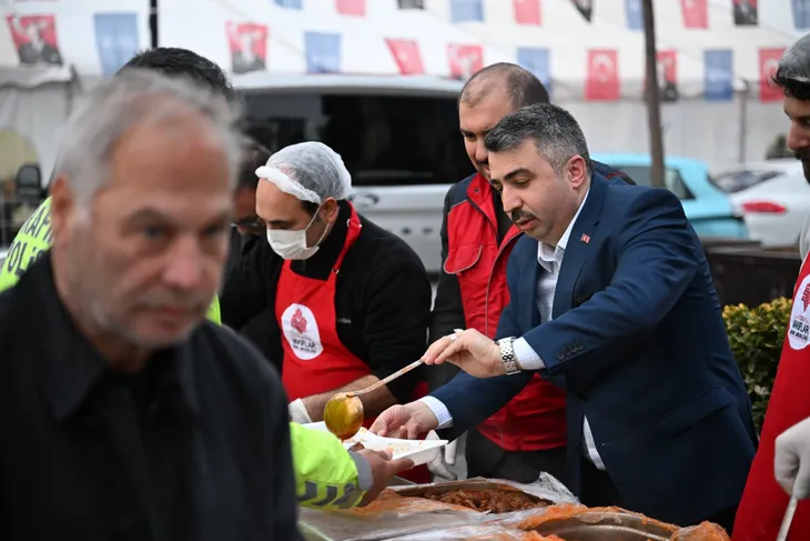 Yıldırım Belediye Başkanı Oktay Yılmaz,