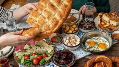 Ramazan’da mide problemi çekenlere uyarılar!