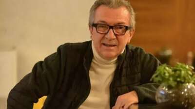 Sanat Dünyası şokta; Ünlü yönetmen vefat etti