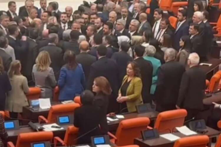 TBMM'de CHP ve AK