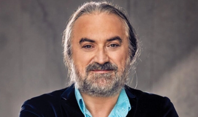 Ünlü sanatçı Volkan Konak,