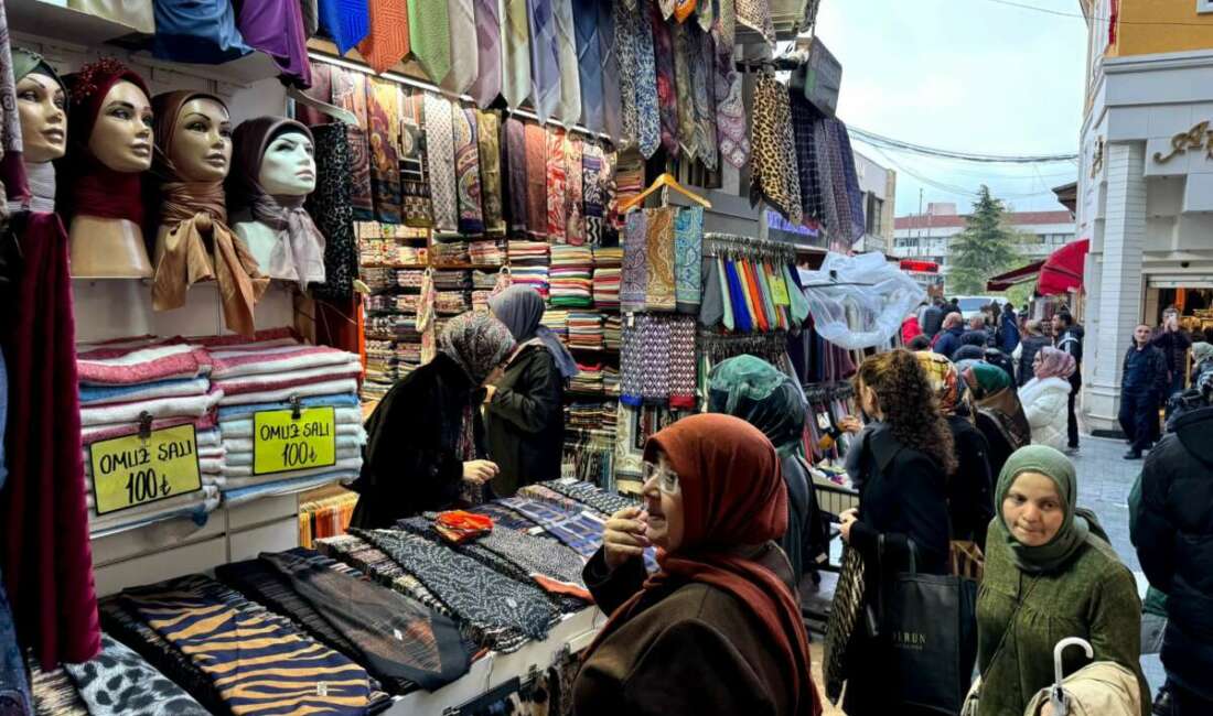 Bursa’da Boykot çağrısı tarihi çarşılarda karşılık bulmadı CHP Genel Başkanı Özgür