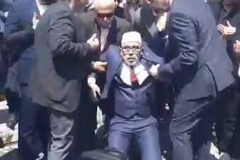 Başbuğ Türkeş’i anma programında dua eden imam bayıldı