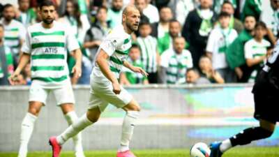 Bursaspor fırtına gibi: 3 gol, şampiyonluk bir hafta ertelendi!