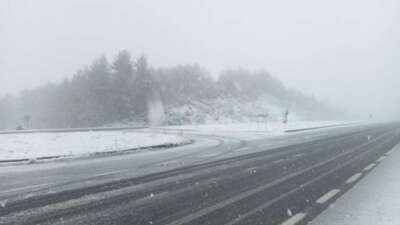 Çanakkale-İstanbul yolunda kar yağışı etkili oluyor