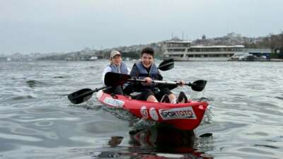 Üniversiteliler, Haliç’te su sporlarıyla buluştu