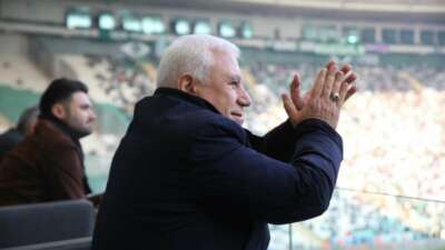 Bursaspor taraftarından 40 otobüs 10 minibüs ile Balıkesir çıkarması