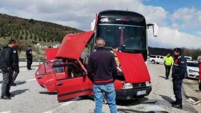 Bilecik'in Bozüyük ilçesinde yolcu otobüsü
