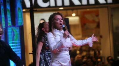 TOGG çekilişi sonrası Demet Akalın rüzgarı