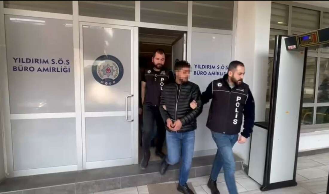 Bursa’da iş yerini kurşunlayıp kaçan şüpheli yakalandı Bursa'da bir iş yerini
