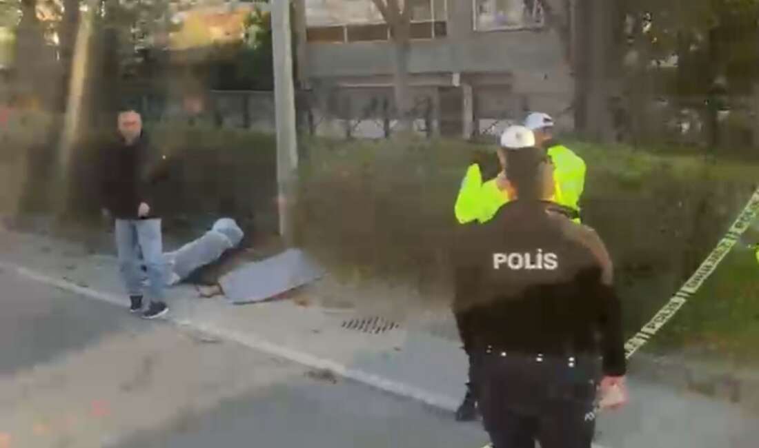 Aydınlatma direğine çarpan motosiklet sürücüsü hayatını kaybetti Bursa'da aydınlatma direğine çarpıp