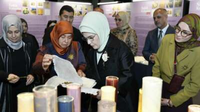 Emine Erdoğan “Saklı Kalanlar” sergisinin açılışını yaptı