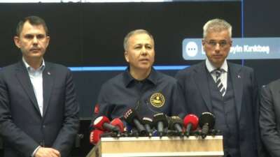 İçişleri Bakanı Ali Yerlikaya: “127 artçı deprem meydana geldi”