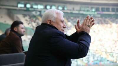 Başkan Bozbey’den Bursaspor’a şampiyonluk mesajı: “Tribünde görüşmek üzere”