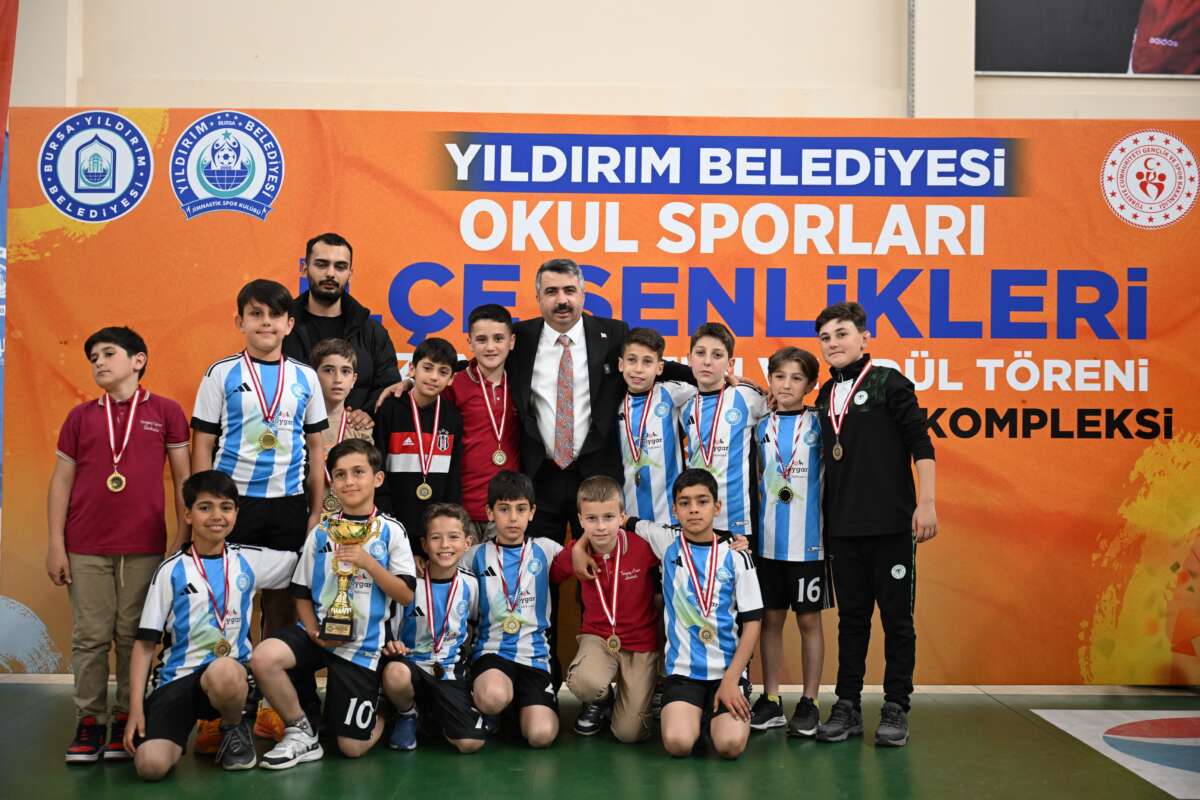 Yıldırım Belediyesi’nden okullara ‘spor’ desteği