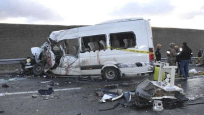 Van ve Sivas’ta feci kazalar: 10 ölü, 28 yaralı