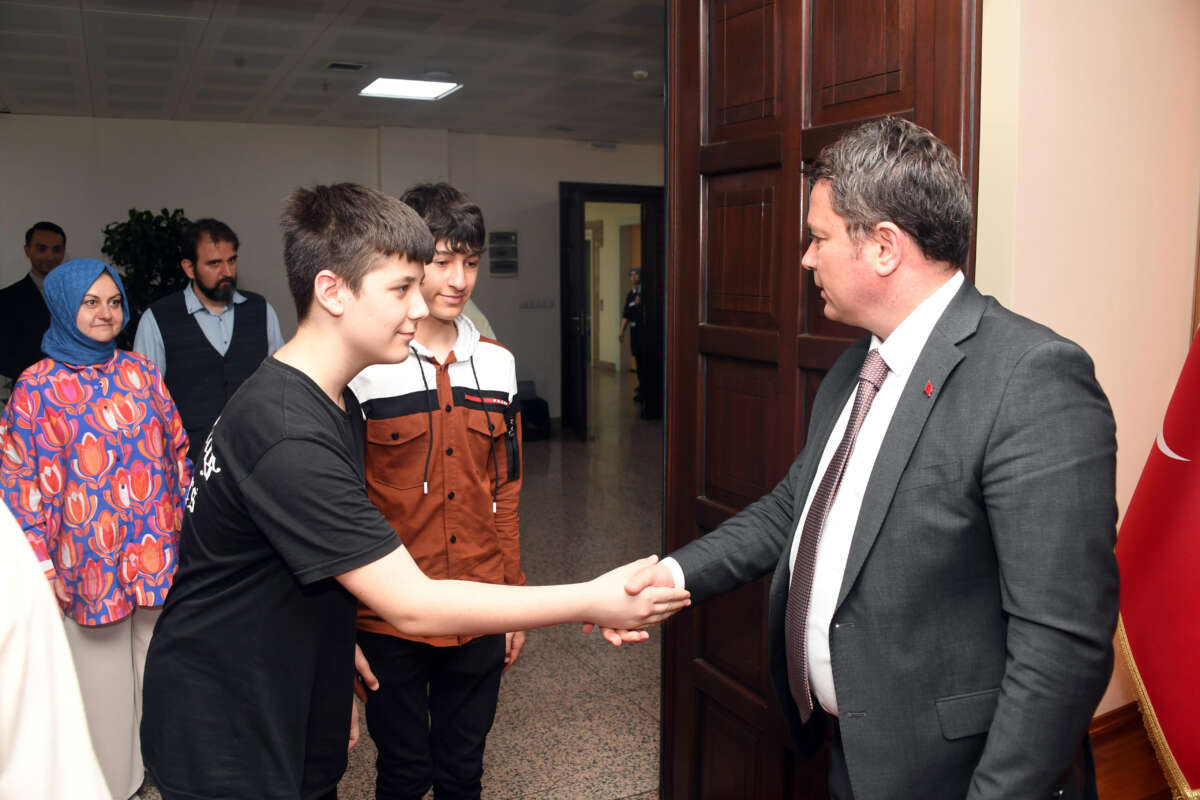 Başkan Aydın’dan LGS Öğrencilerine Moral Desteği
