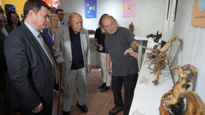 14 yıl boyunca dağdan topladığı eserlerle sergi açtı