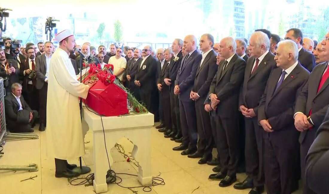 Sırrı Süreyya Önder son yolculuğuna uğurlandı TBMM Başkanvekili ve DEM