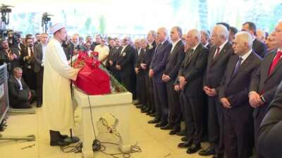 Sırrı Süreyya Önder son yolculuğuna uğurlandı