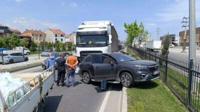 Bursa'nın İnegöl ilçesinde tır ile