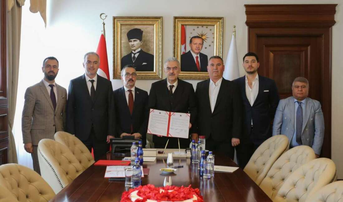 Bursa Valisi Erol Ayyıldız,