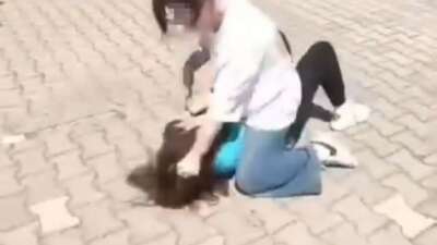 Bursa'nın Yenişehir ilçesinde ortaokul öğrencileri