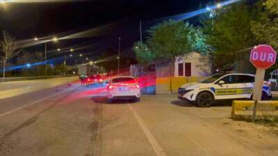 Eskişehir girişinde bulunan polis uygulama