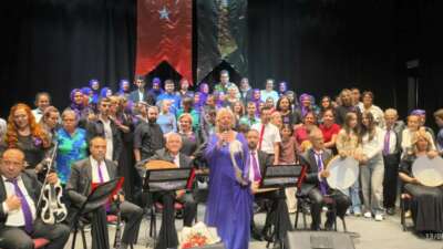 Otizm Anneler Korosu’ndan muhteşem konser