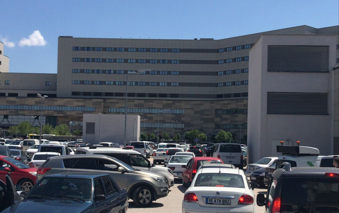  Bursa Şehir Hastanesi’nin otopark sorunu çözülemiyor